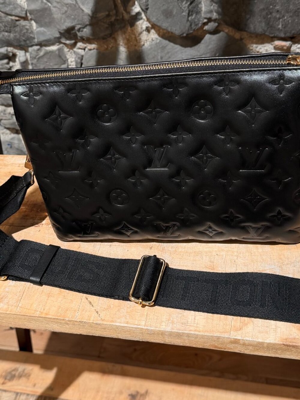 Louis Vuitton Coussin PM Black Monogram Puffy Leather Chain Shoulder Bag - Picture 14 of 16